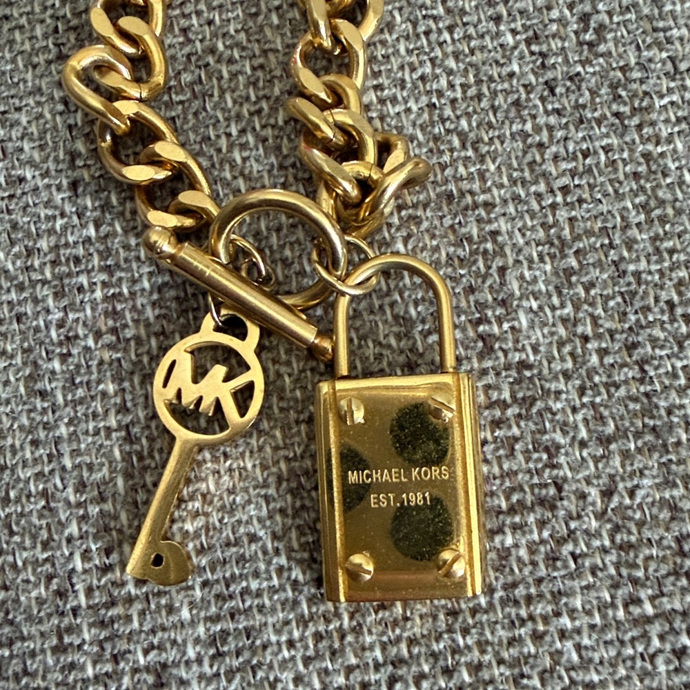 Michael Kors Gold Chain Bracelet with Padlock and Key Charms - Picture 4 of 4